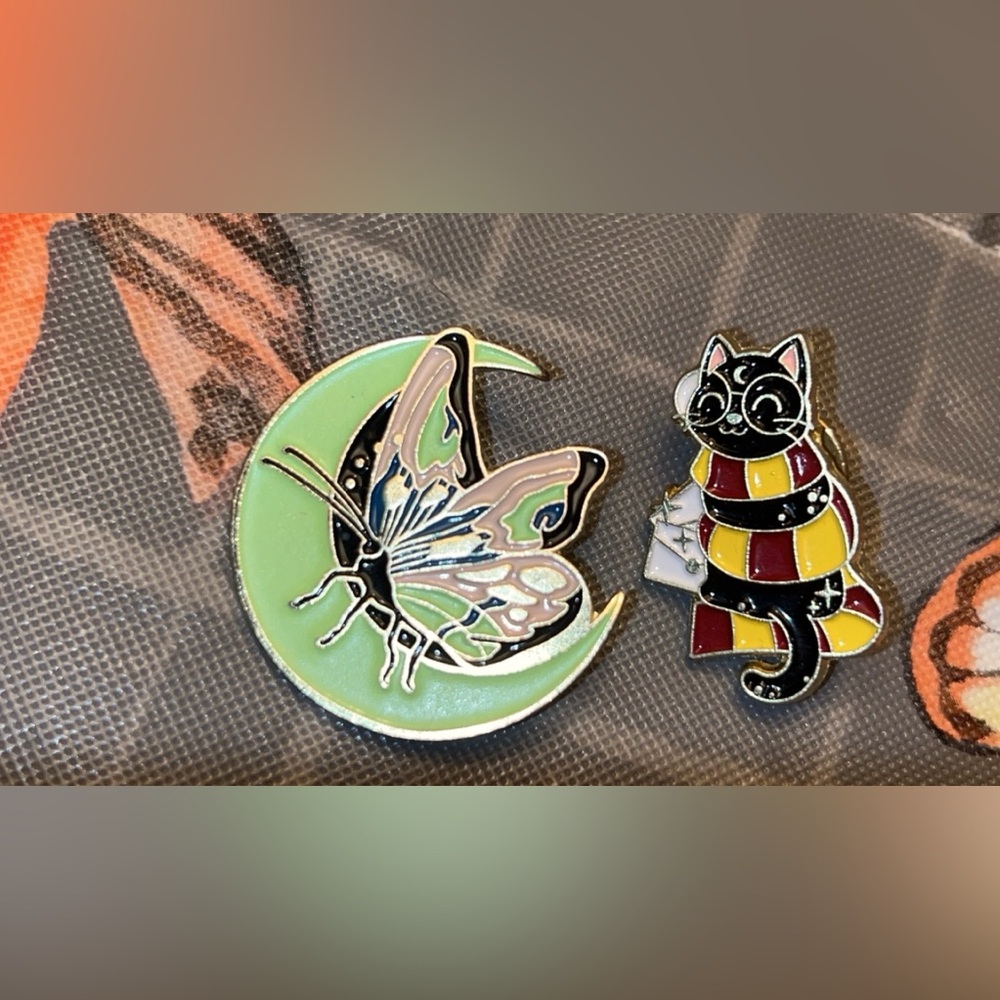 2pc gold plated enamel pins